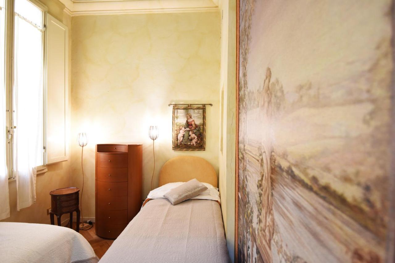 Italian Experience-Suite Medici Loft 8 Florence Exterior photo